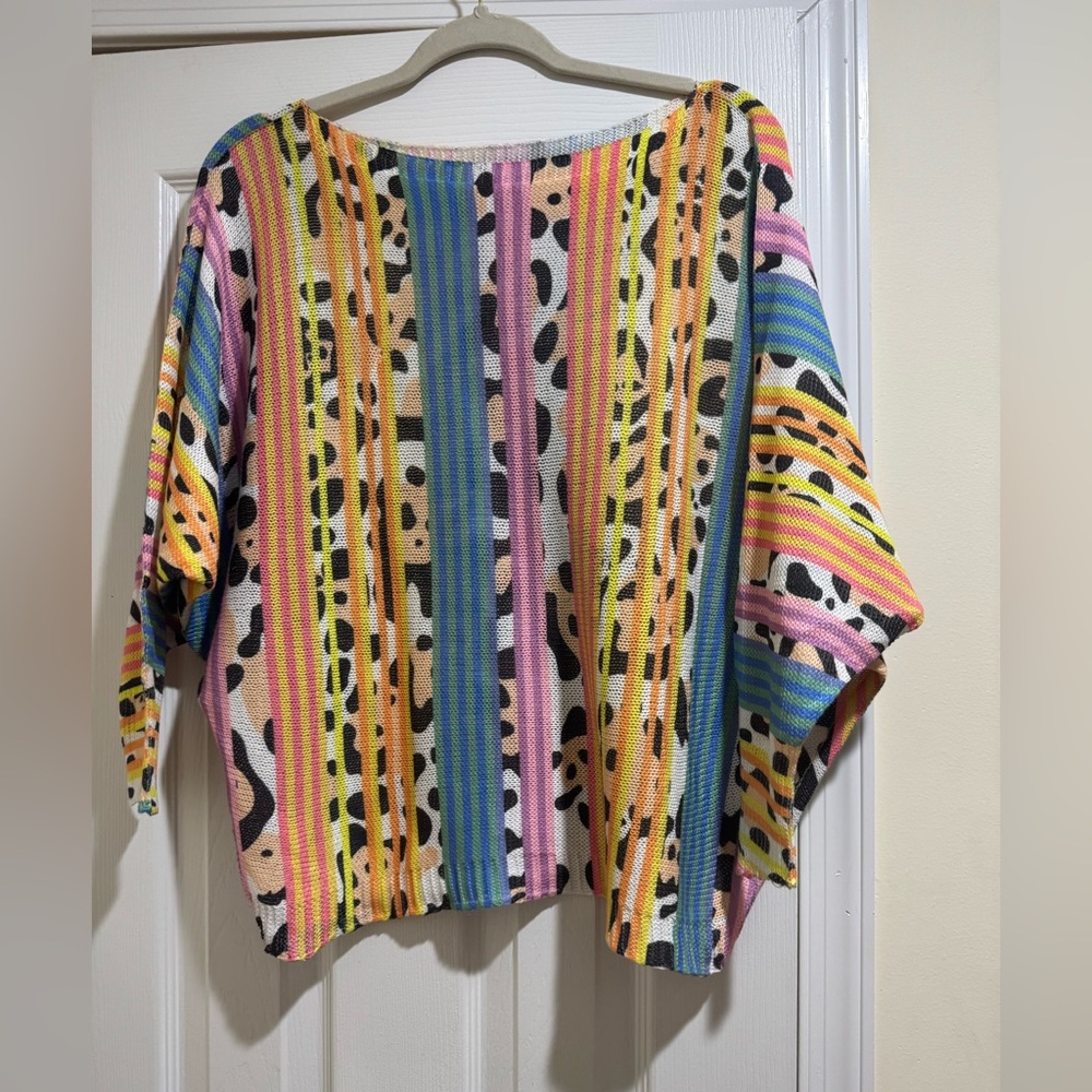 Women’s funky Koker size large-xl mesh sweater